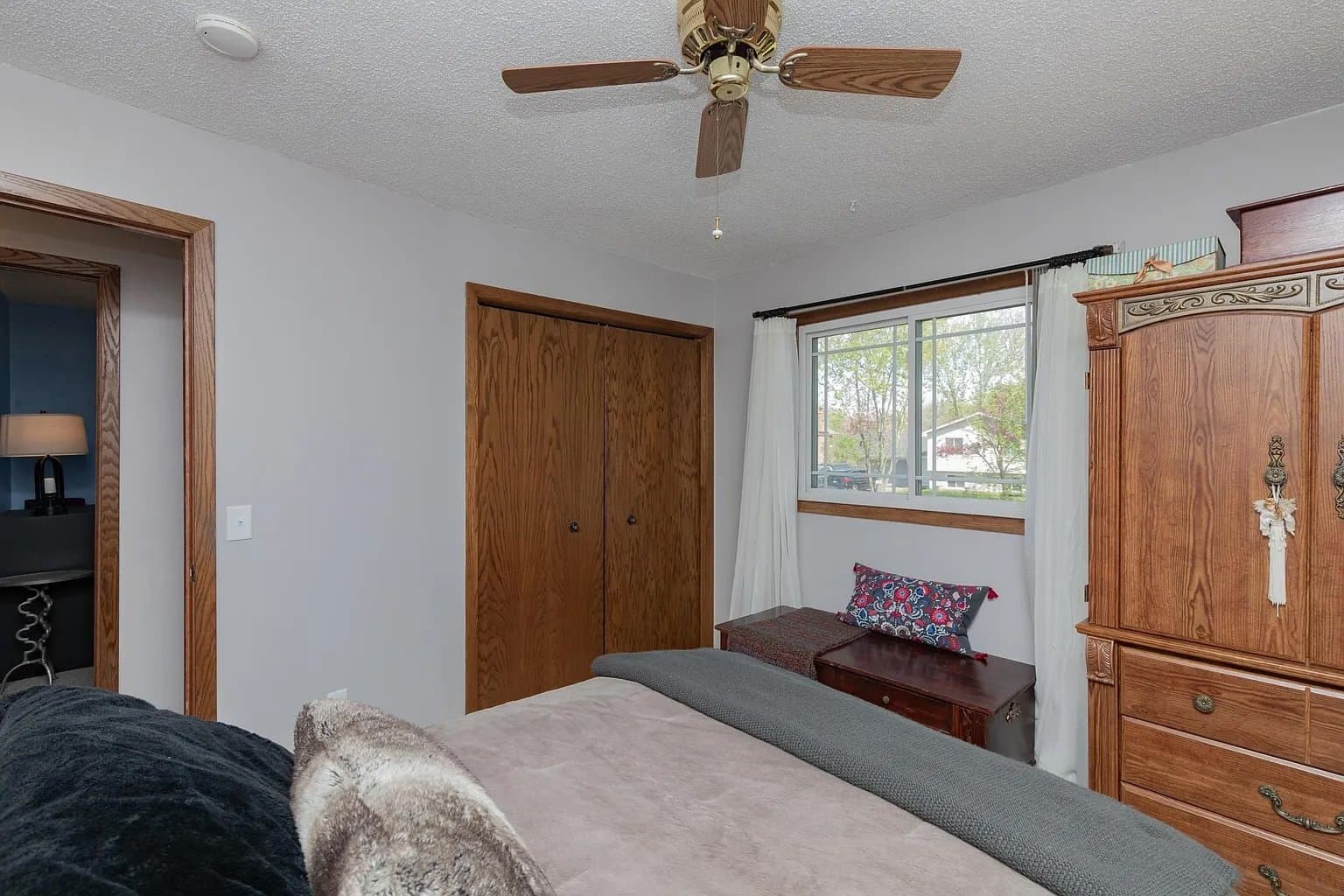 Brooklyn Park House: 7833 N College Park Dr