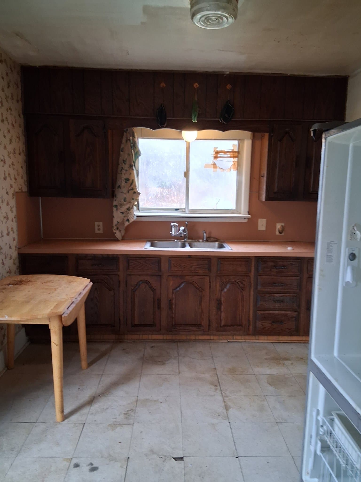 Flint House: 818 E Dewey