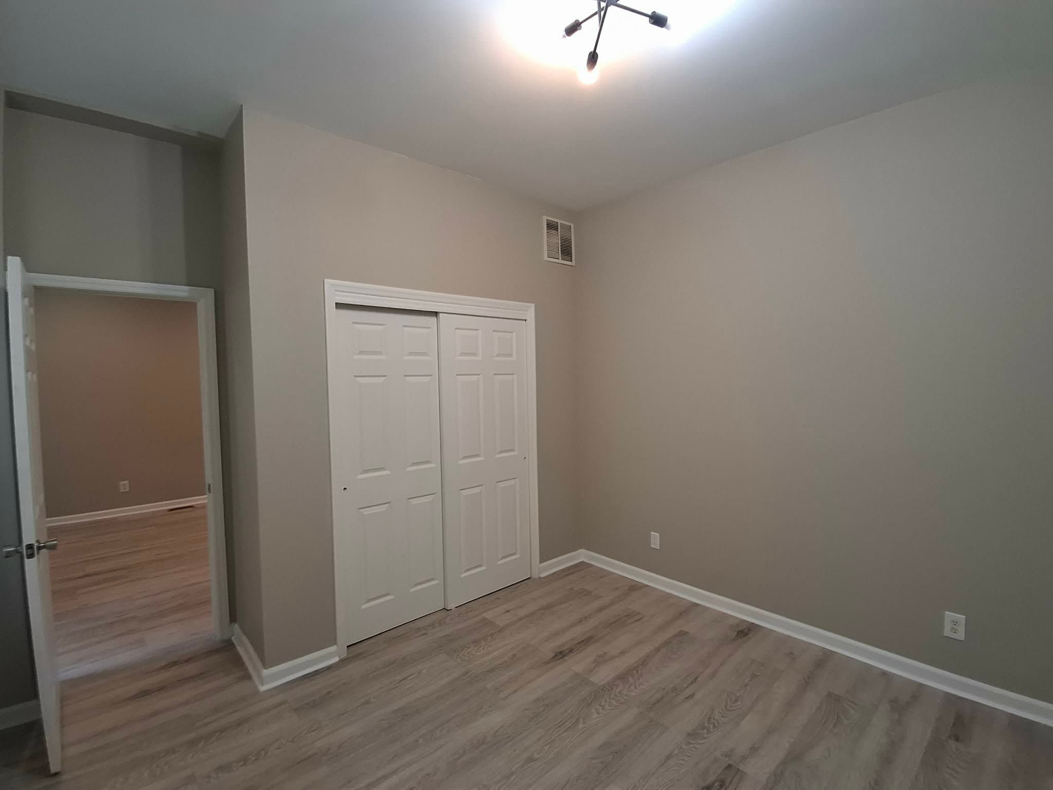 Sayreville Apartment: 60 Main St