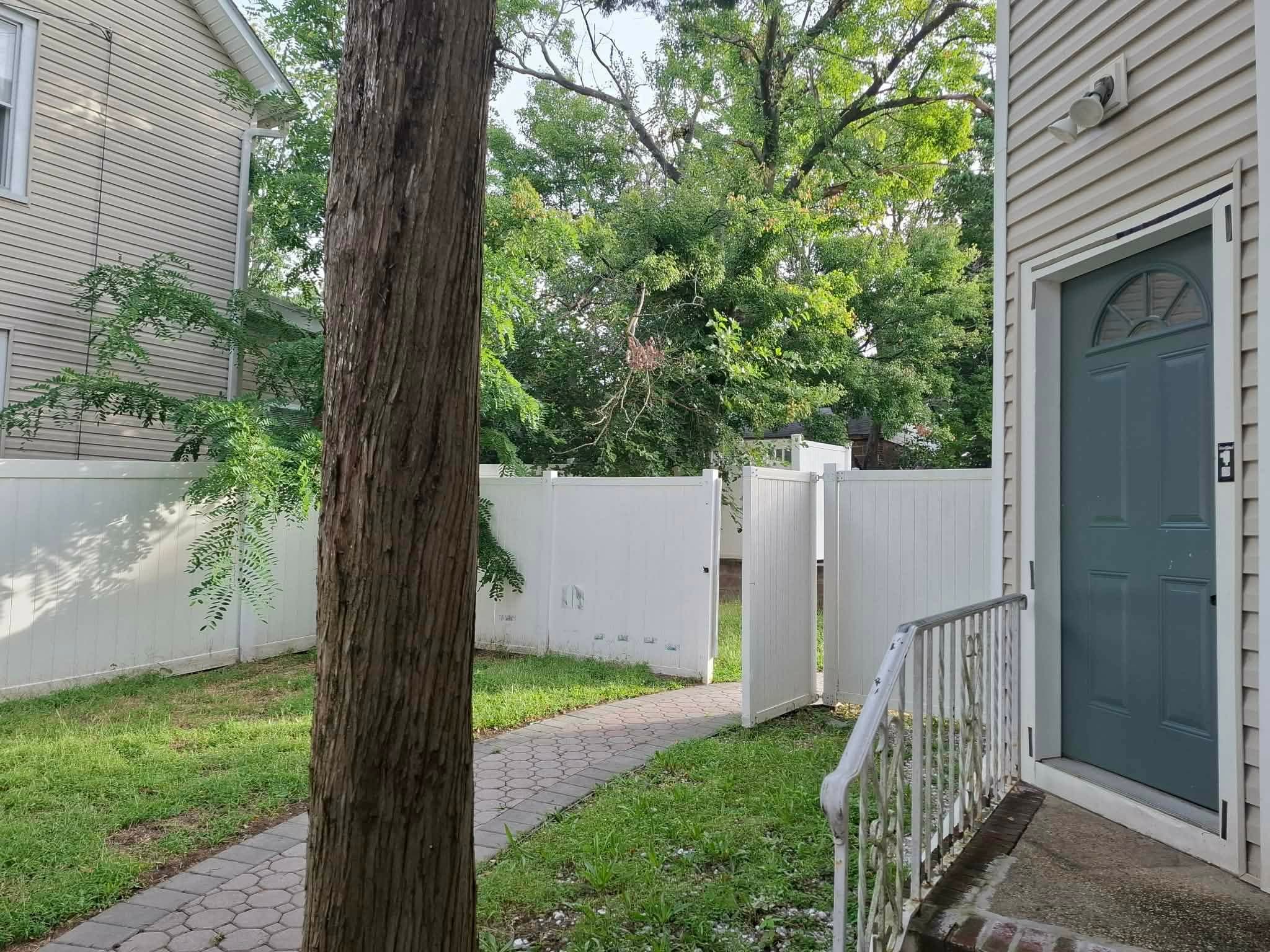 Sayreville Apartment: 60 Main St