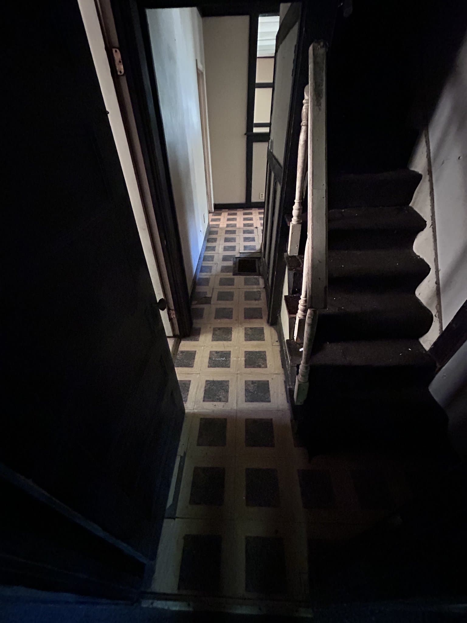 Decatur House: 2015 N Union St