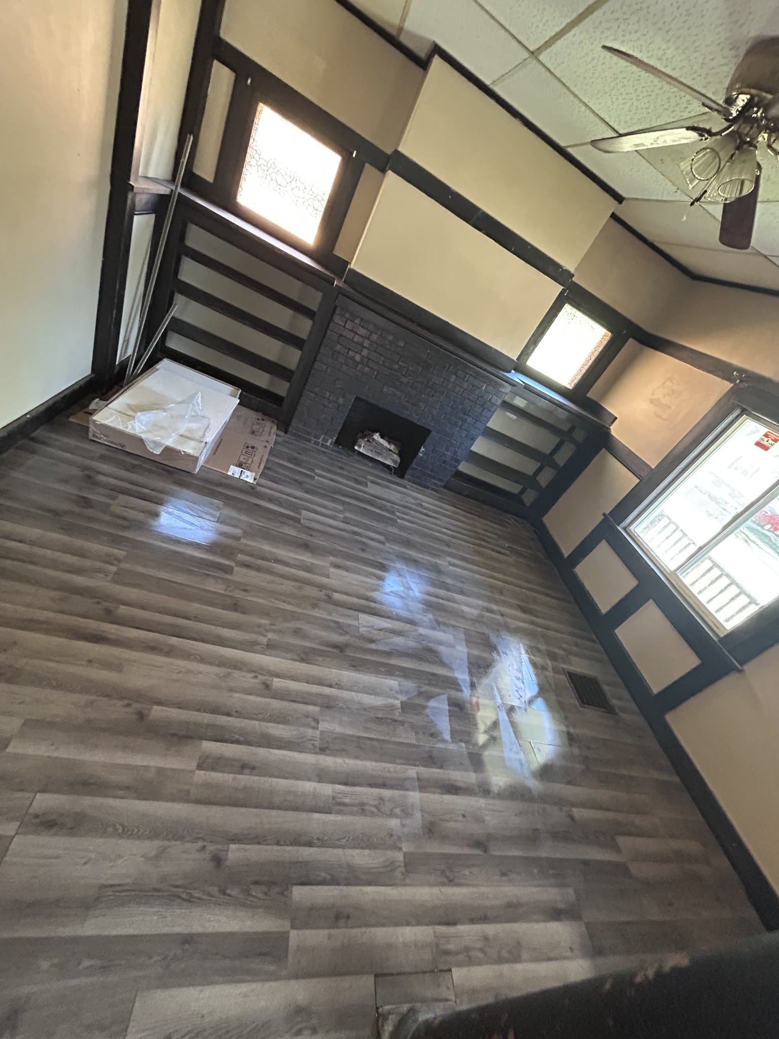 Decatur House: 2015 N Union St