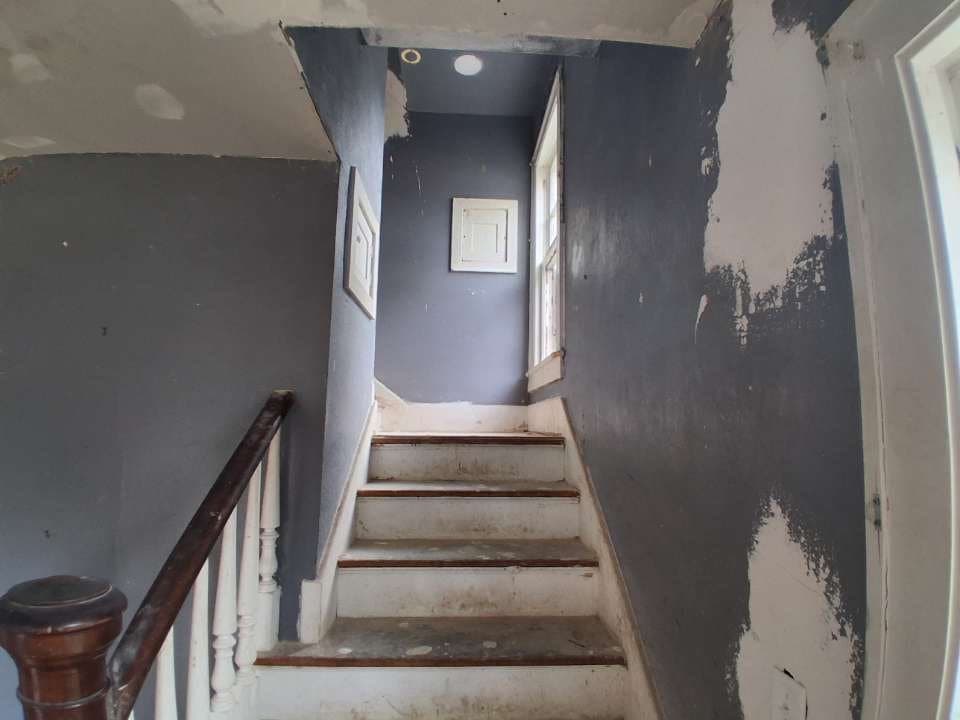 Decatur House: 3975 E William St