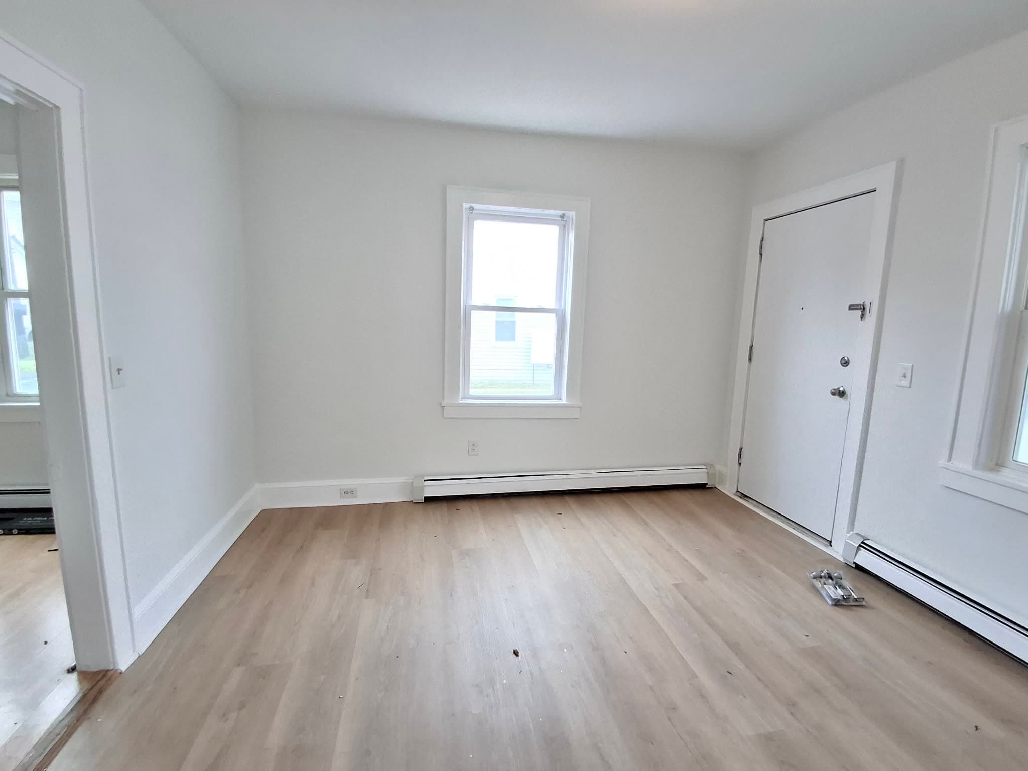 South River Apartment: 31 Obert St