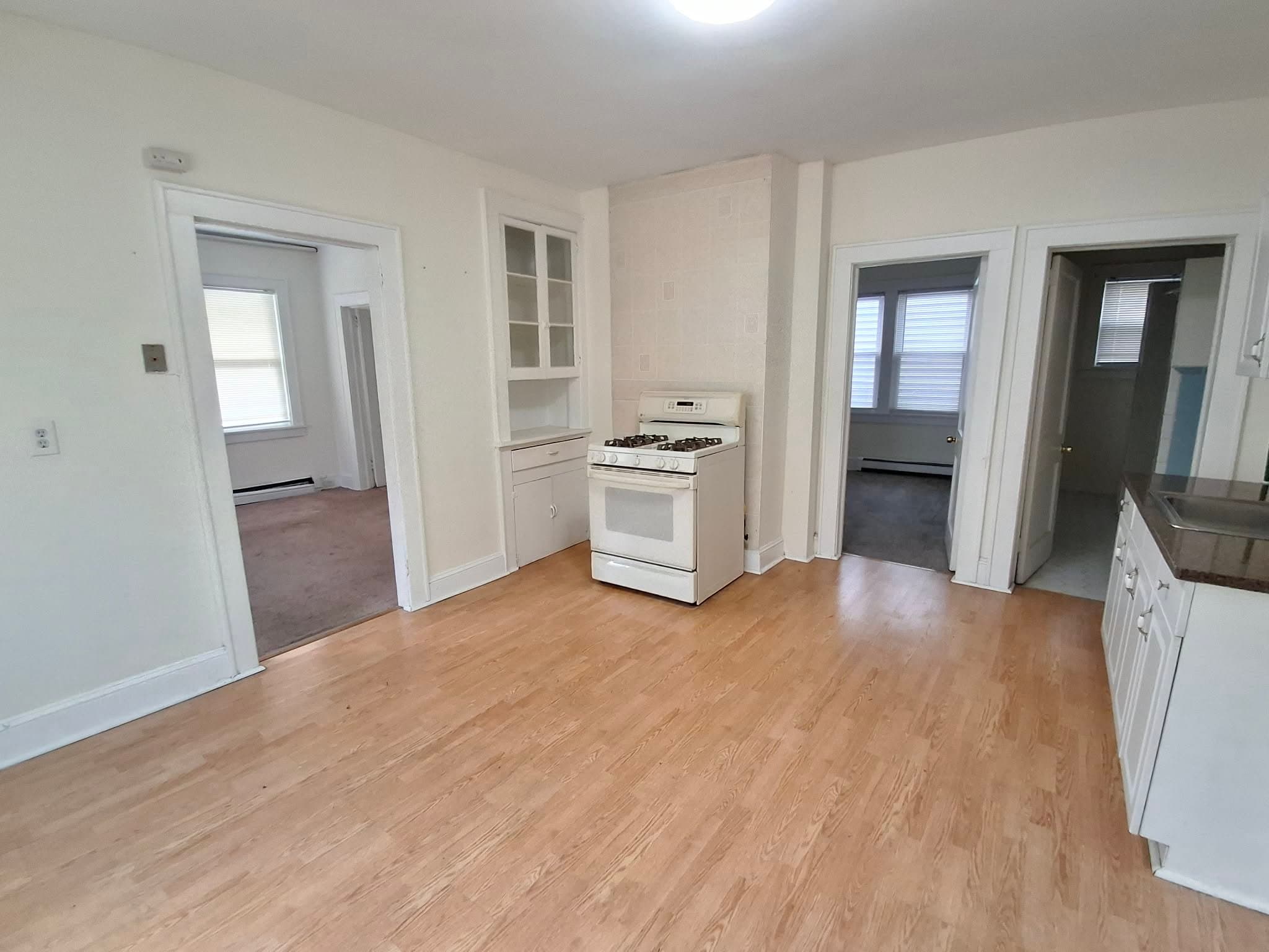 South River Apartment: 31 Obert St