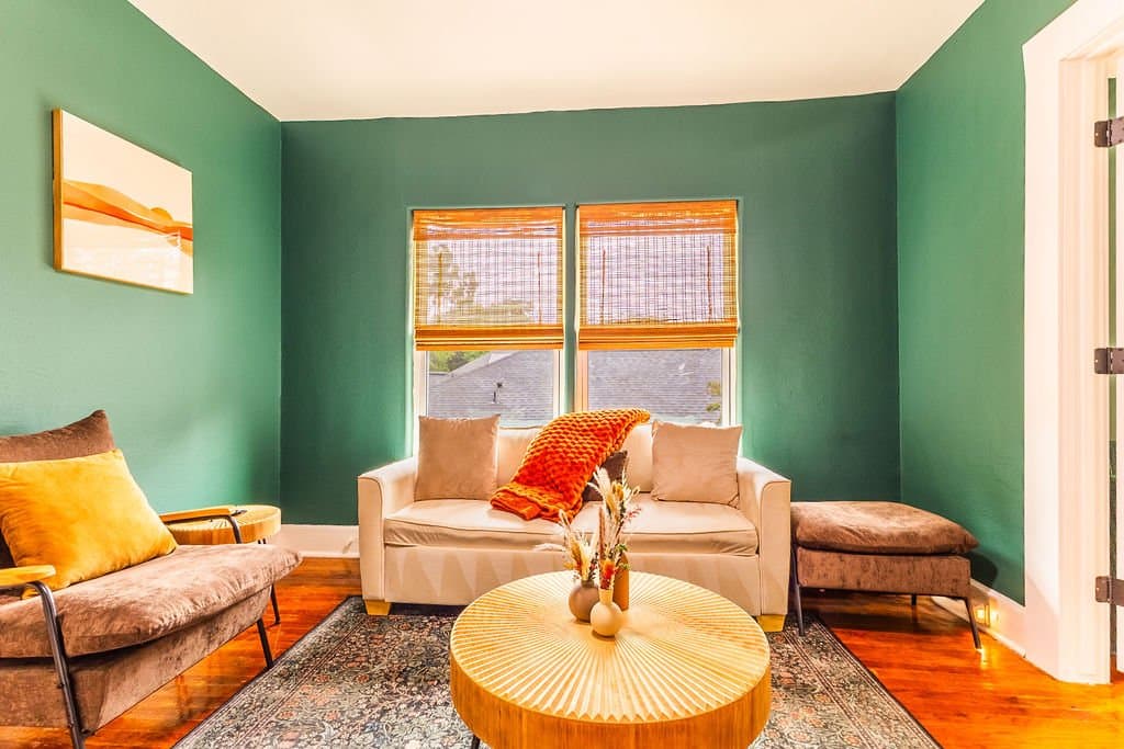 Dallas Apartment: 227 S Oak Cliff Blvd