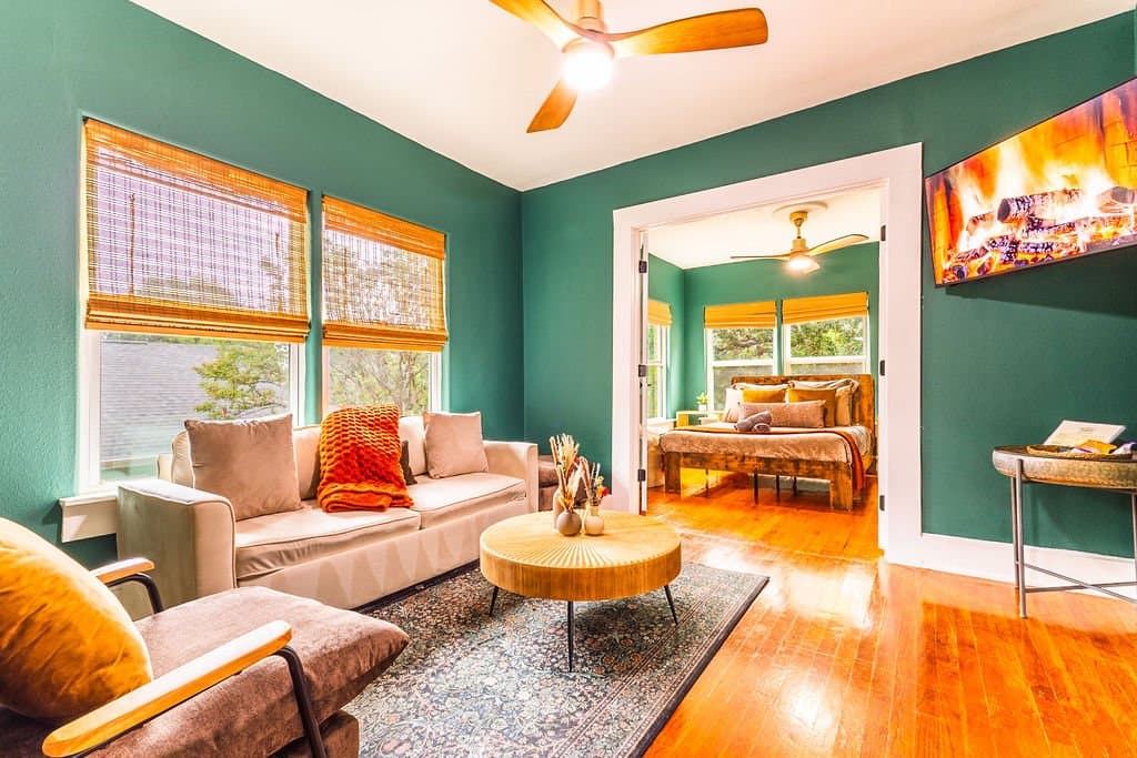 Dallas Apartment: 227 S Oak Cliff Blvd