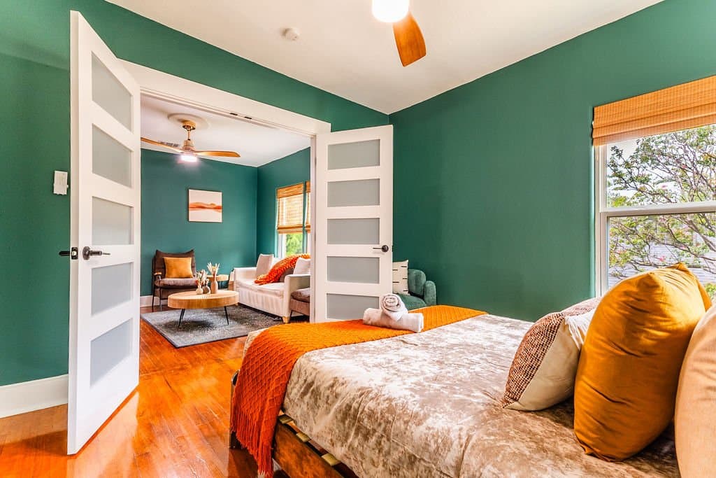 Dallas Apartment: 227 S Oak Cliff Blvd