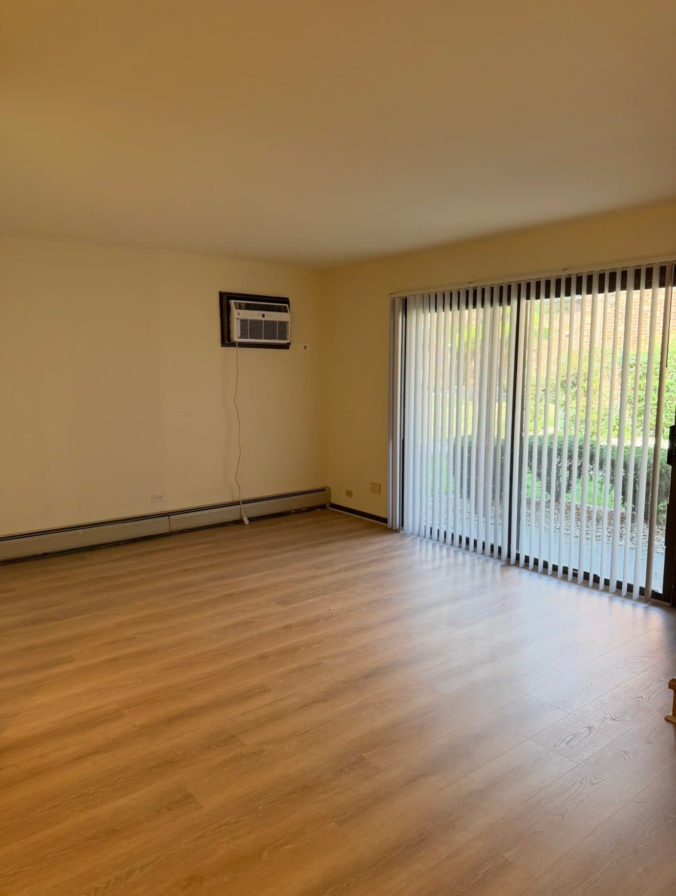 Oak Forest Apartment: 5834 W 158th PL