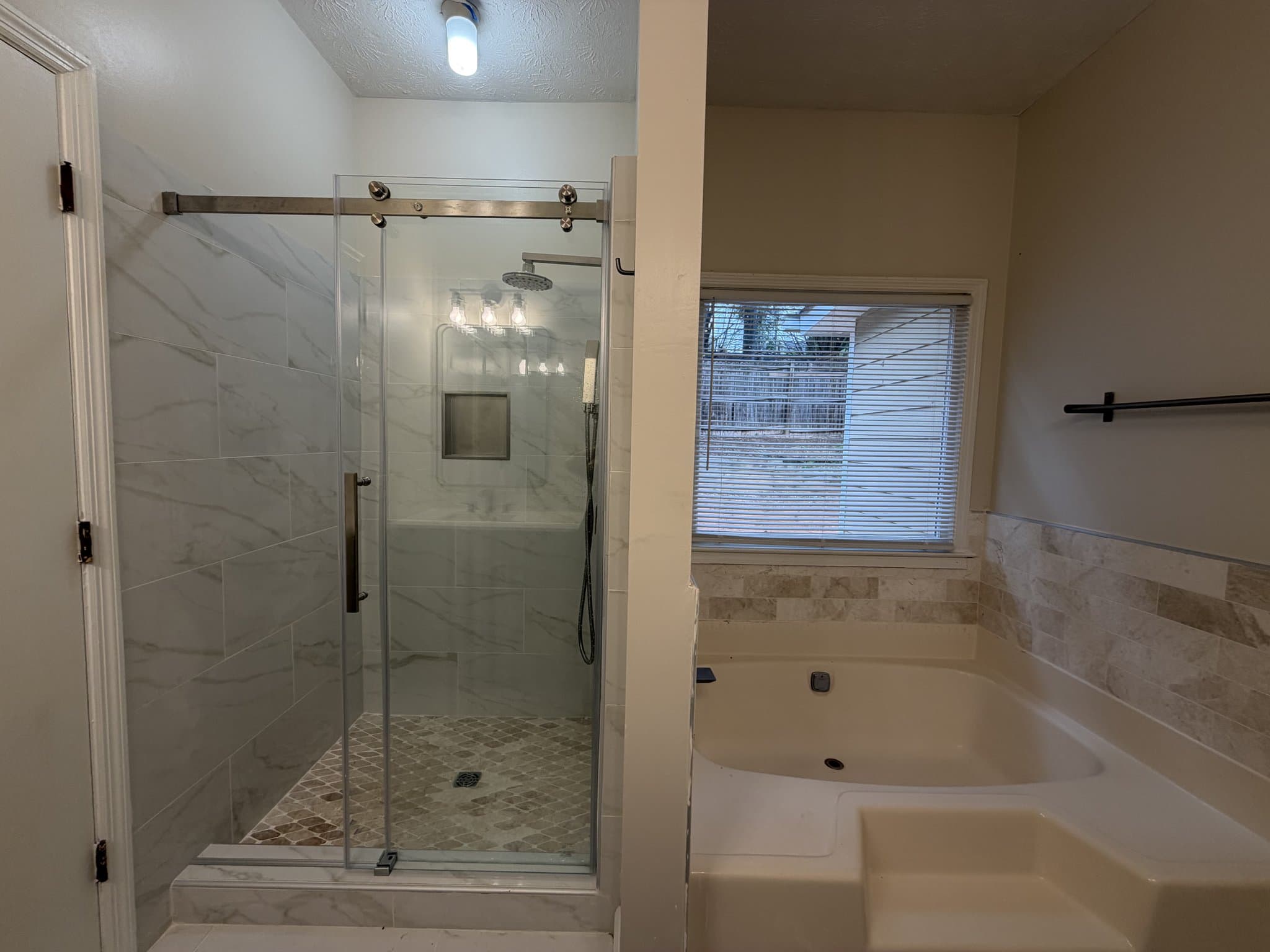 Lawrenceville House: 1371 Andrew Ct