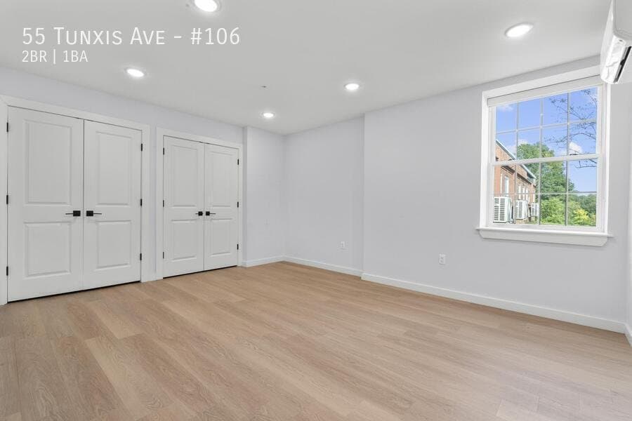 Bloomfield Apartment: 55 Tunxis Ave