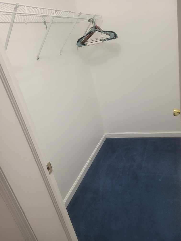 Candler Single Room: 506 Monte Vista Rd.