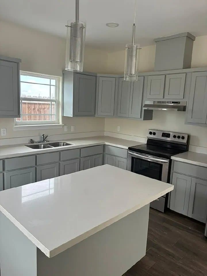 Alamo Condo: 1000 Calle Naranja Ave