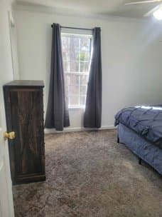 Candler Single Room: 506 Monte Vista Rd.
