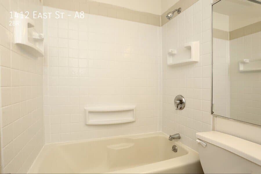 New Britain Apartment: 1412 East St