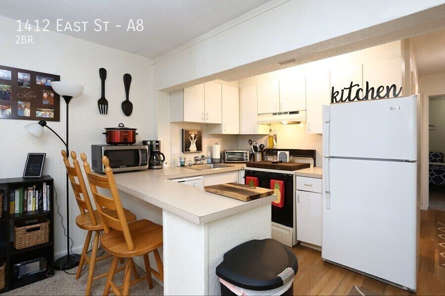 New Britain Apartment: 1412 East St