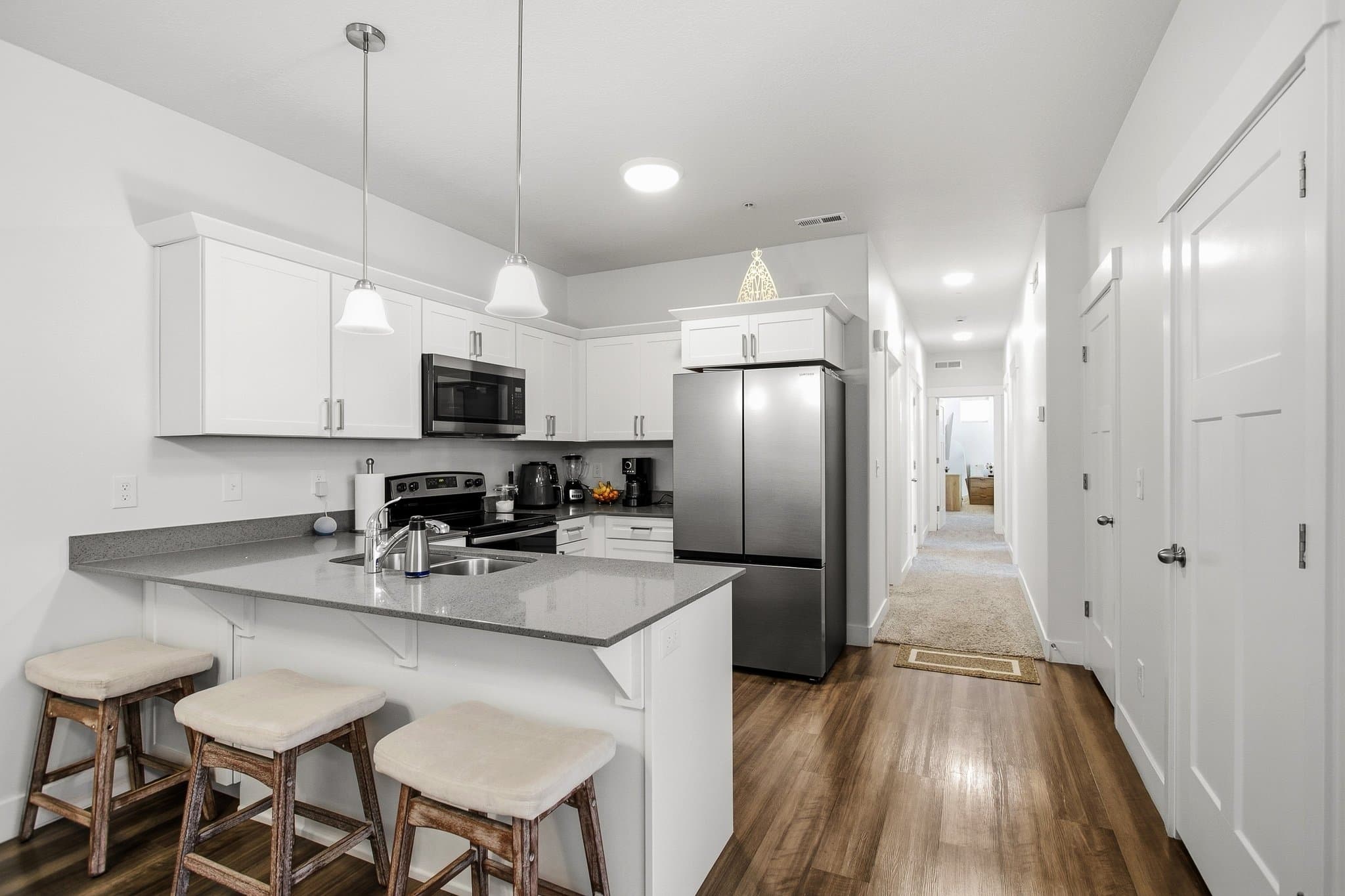 Riverton Condo: 13525 S POOLE DR