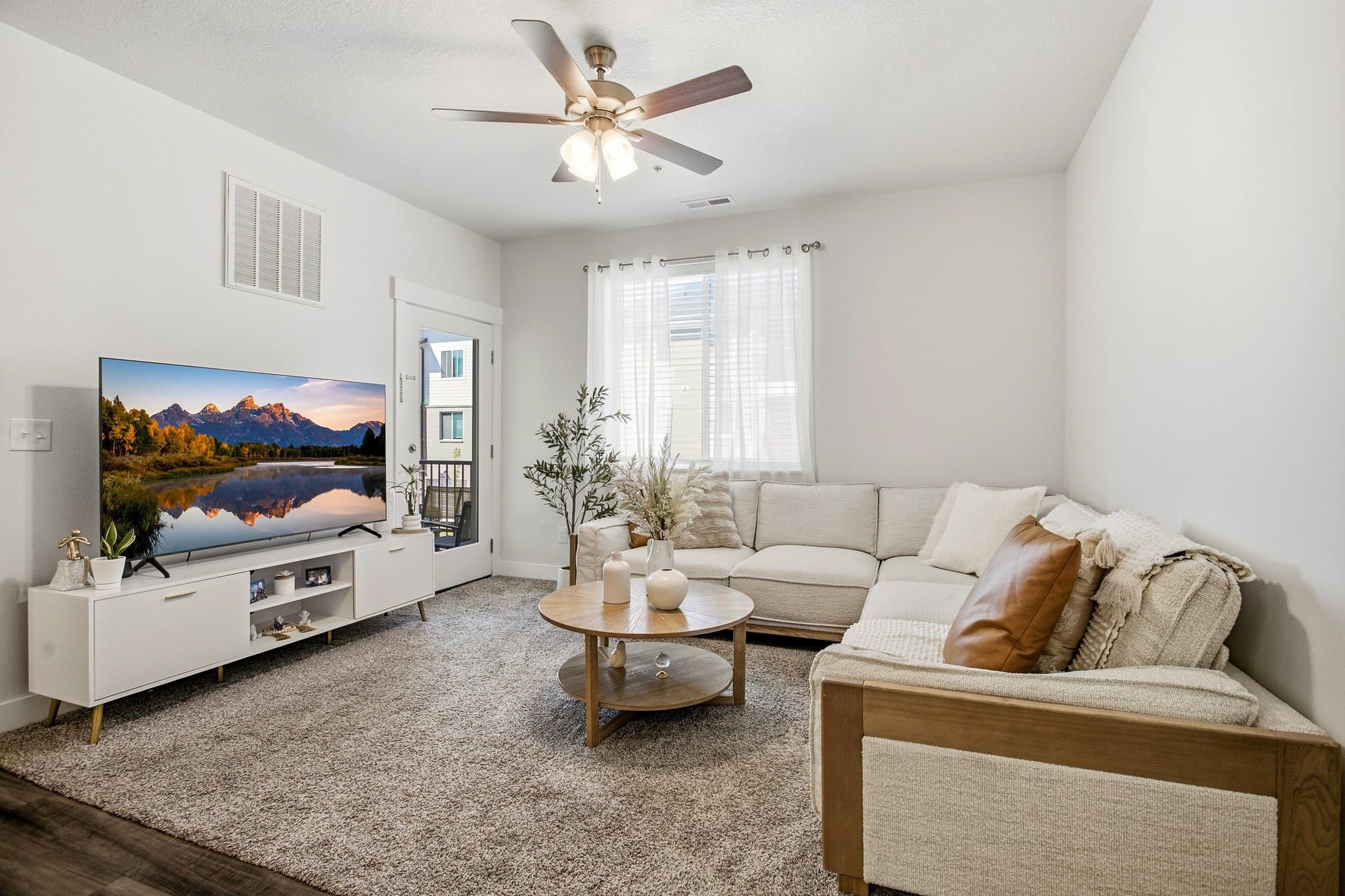 Riverton Condo: 13525 S POOLE DR