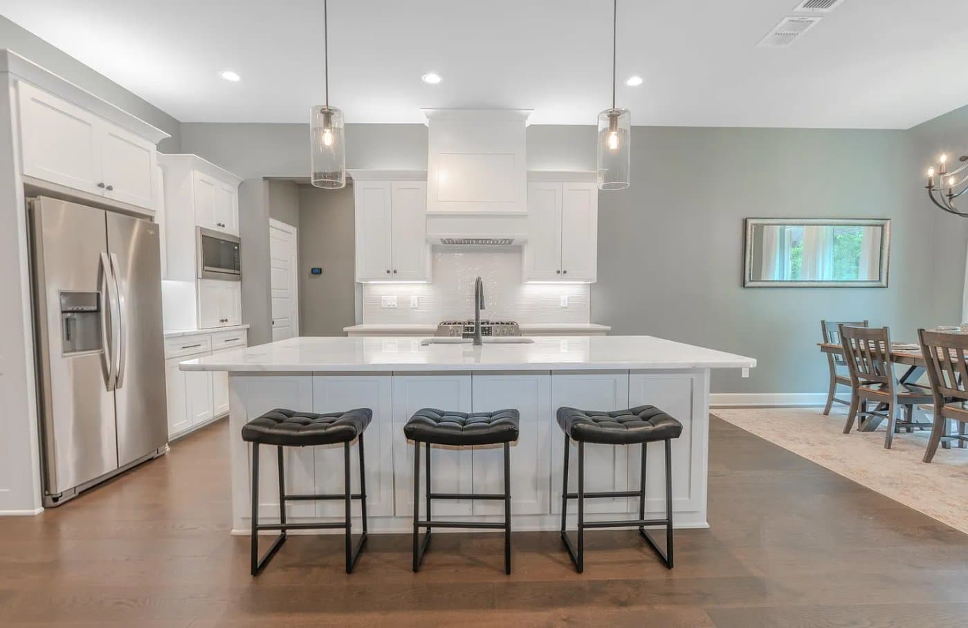 Whitehouse House: 807 Redwing Way