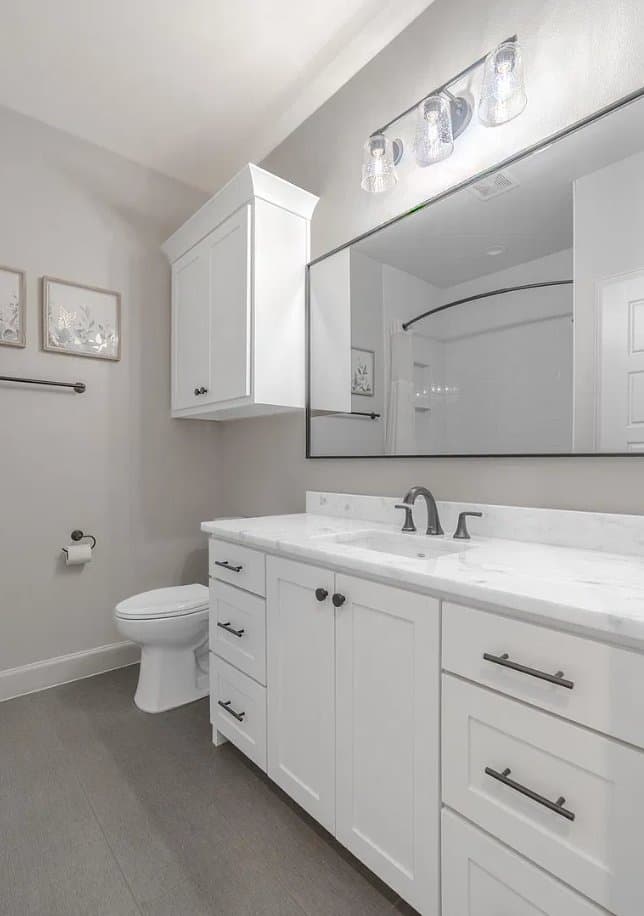 Whitehouse House: 807 Redwing Way