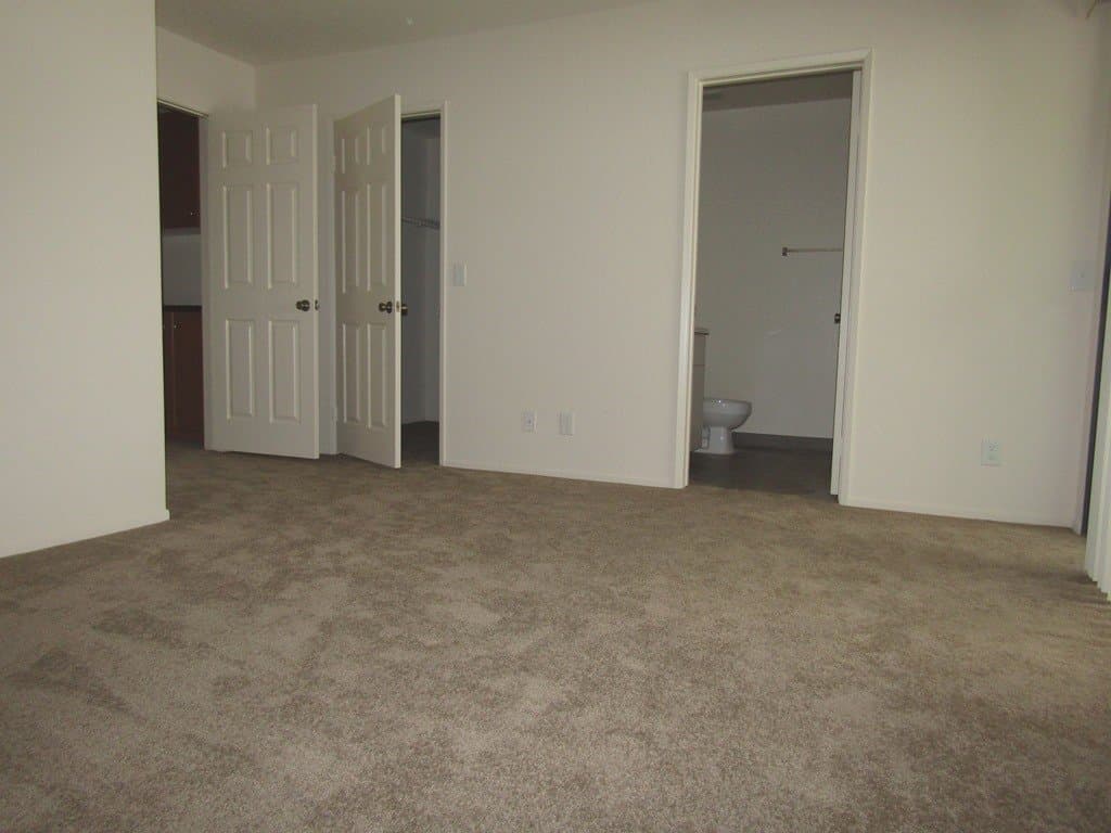 Glendora Apartment: 760 E. Route 66