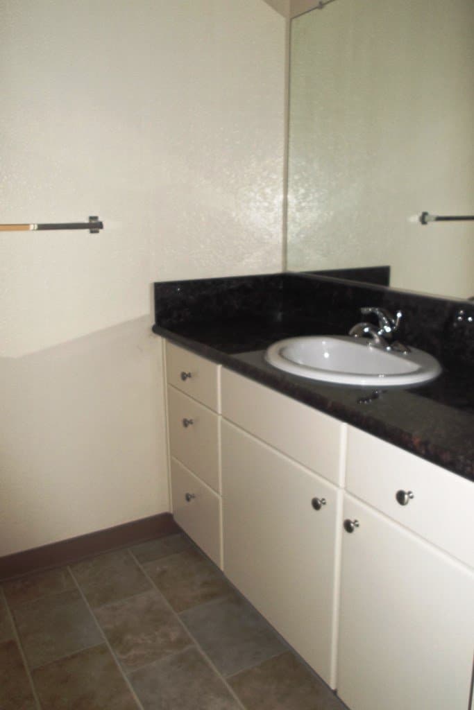 Glendora Apartment: 760 E. Route 66