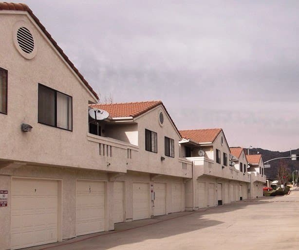 Glendora Apartment: 760 E. Route 66