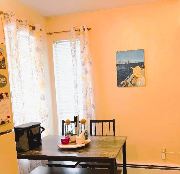Farmington Townhome: 12 Talcott Forest Rd