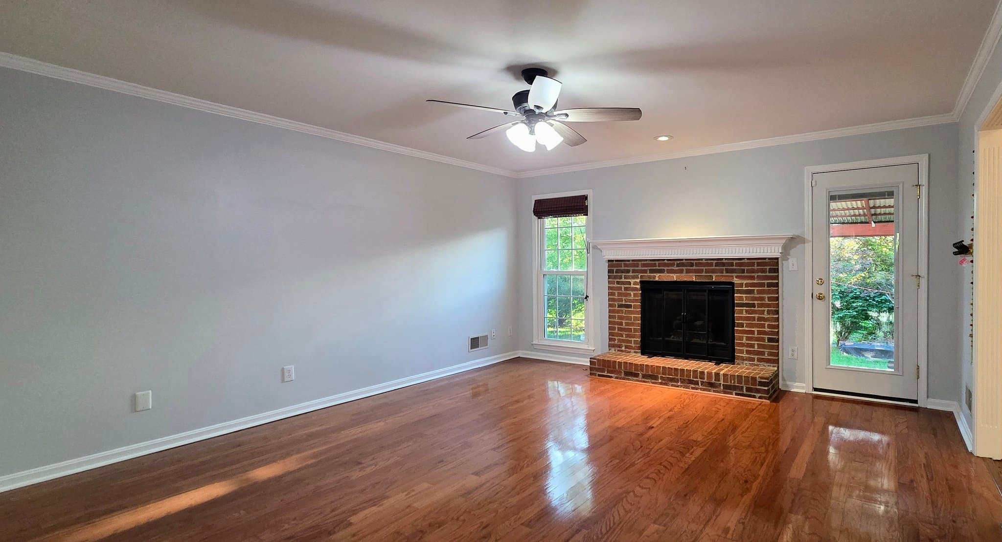 Louisville House: 4326 Brownsboro Glen Rd