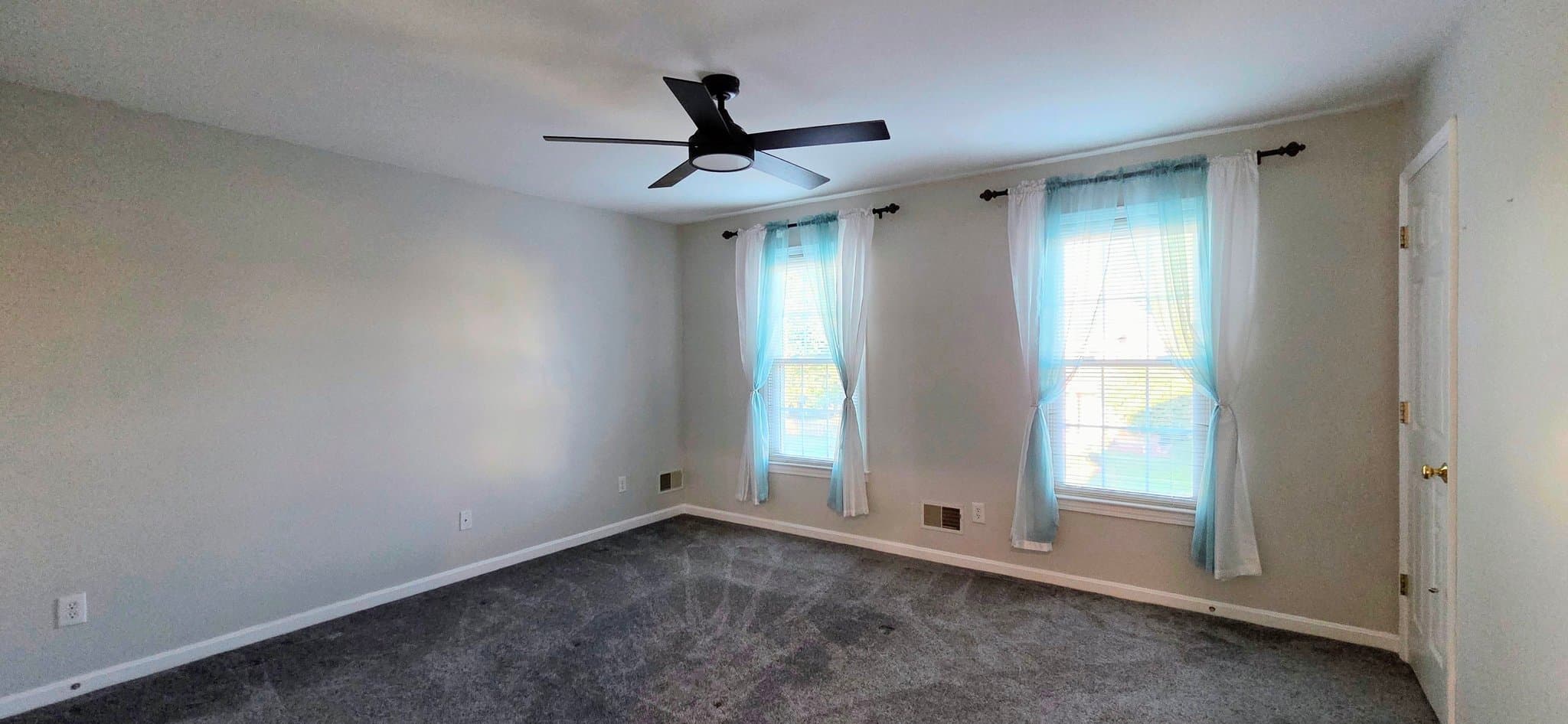 Louisville House: 4326 Brownsboro Glen Rd