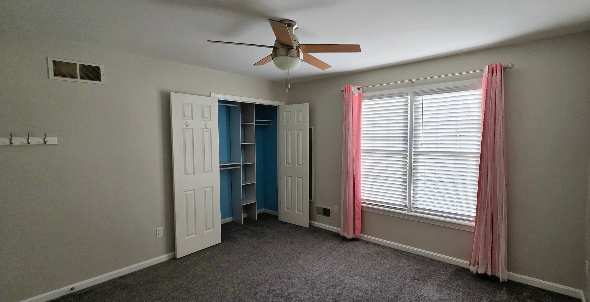 Louisville House: 4326 Brownsboro Glen Rd