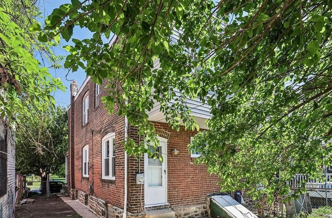 Philadelphia Townhome: 6620 Keystone St
