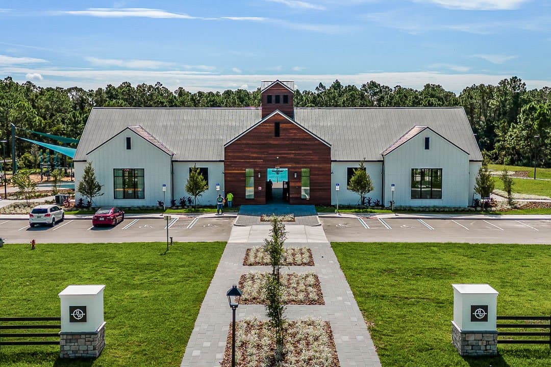Saint Cloud House: 2659 House Finch Rd