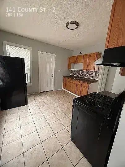 New Haven Apartment: 141 County St