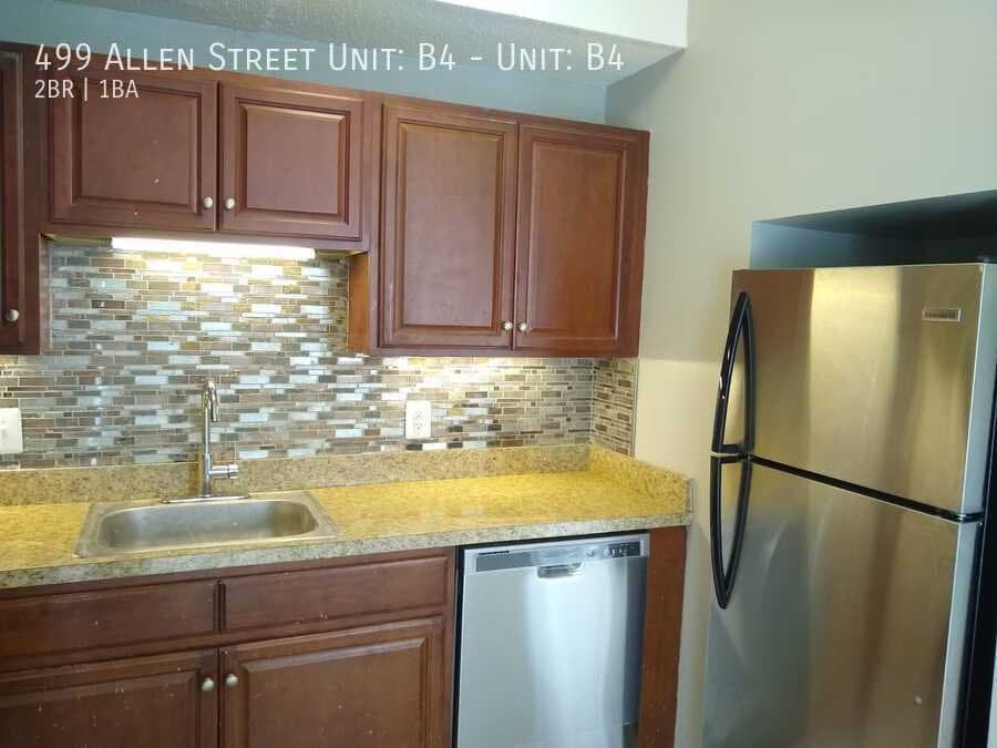 New Britain Apartment: 499 Allen Street