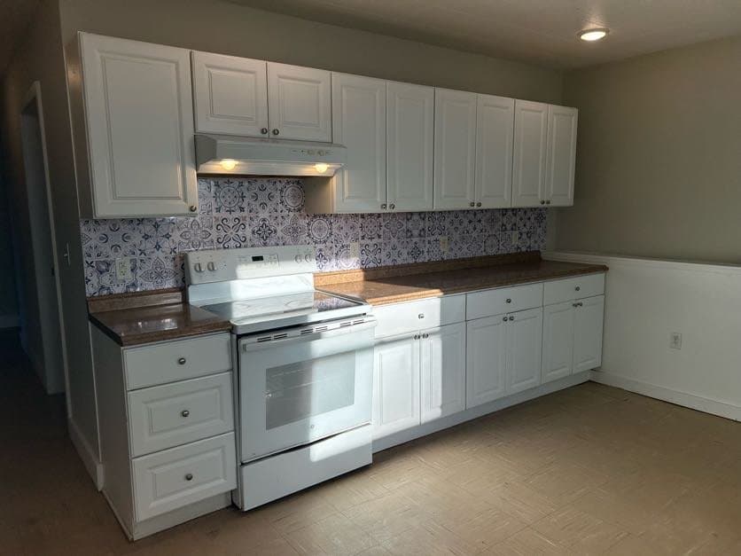 Freeville House: 298 North Rd