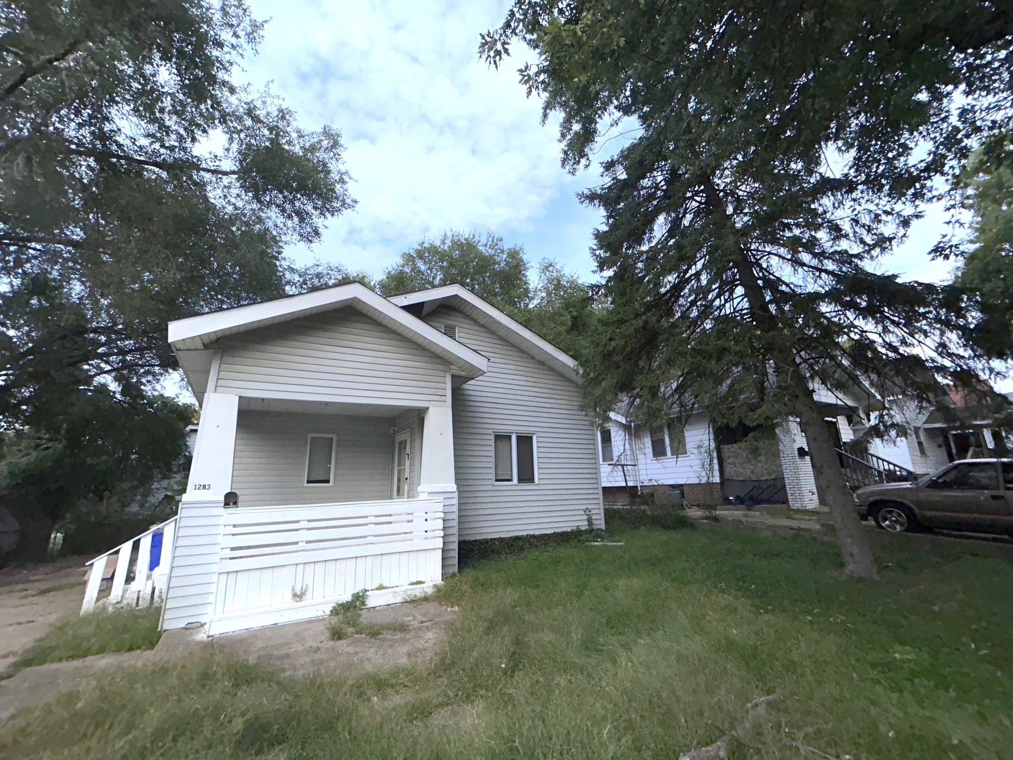 Decatur House: 1283 S. Illinois St.