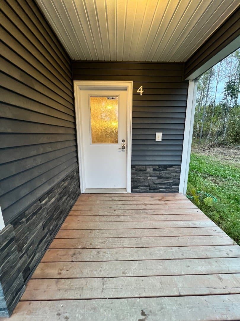 Wasilla Multiplex: 4755 W Kaylee River Cir