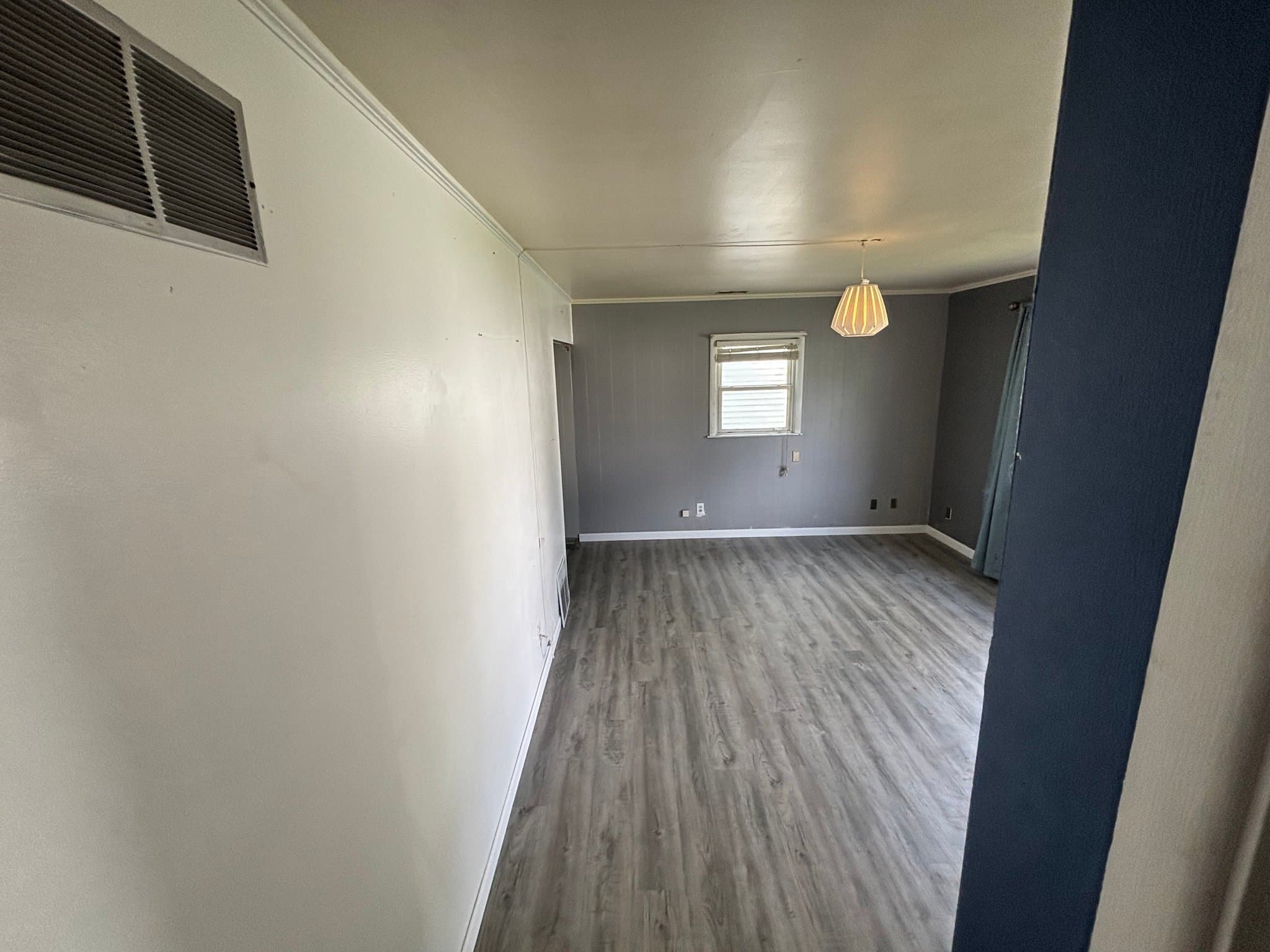 Springfield House: 905 N Wesley St.