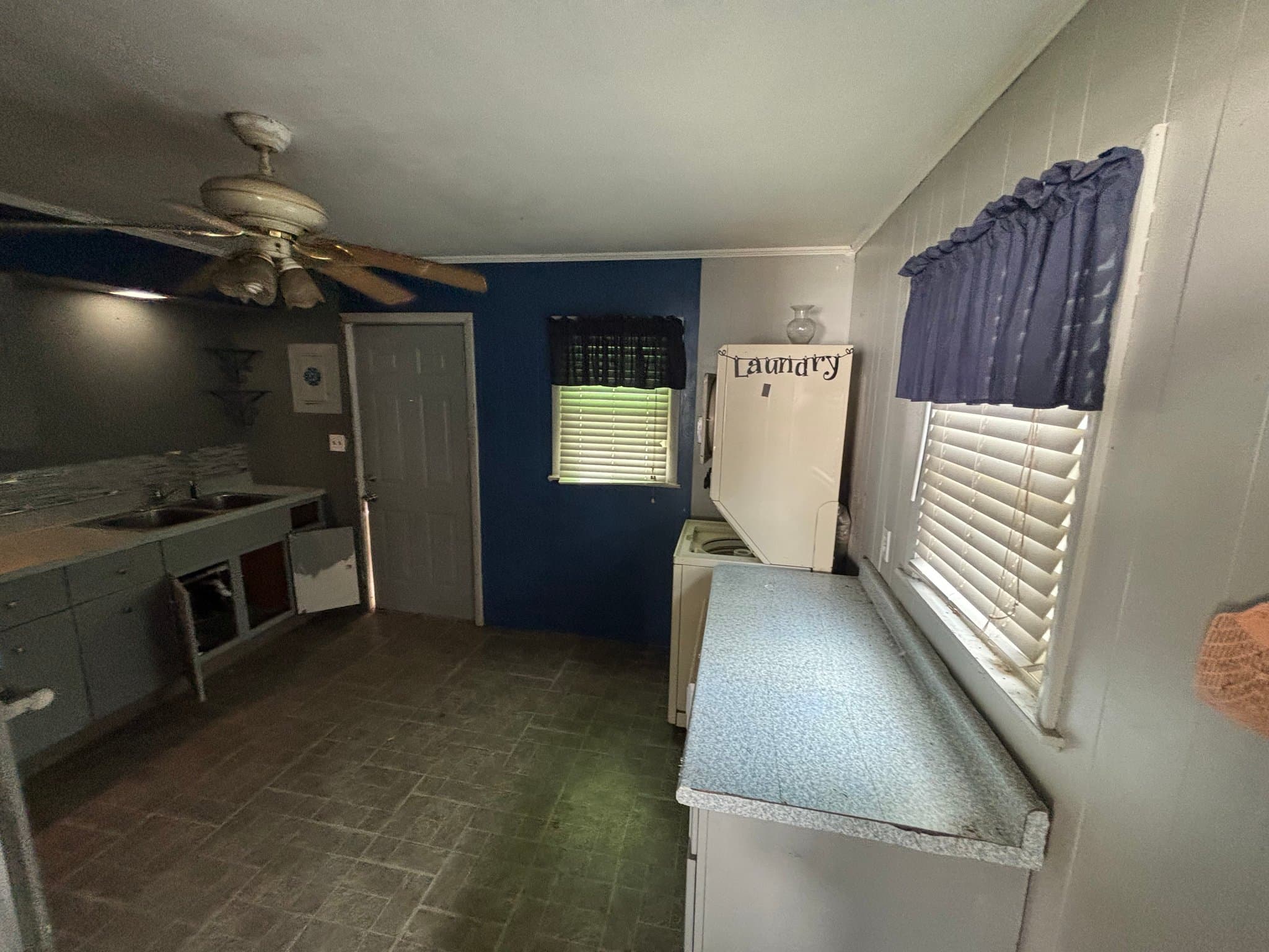 Springfield House: 905 N Wesley St.