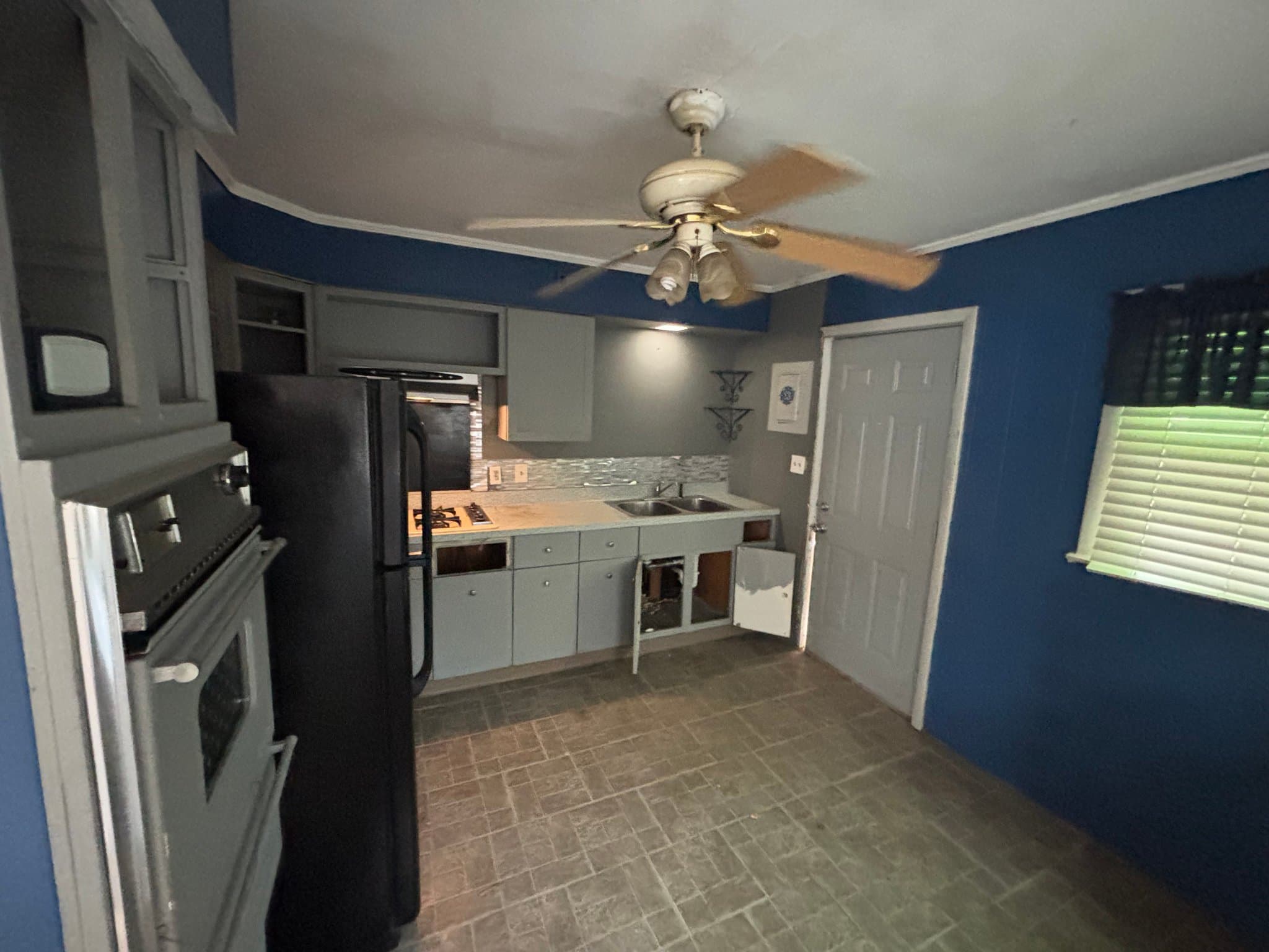 Springfield House: 905 N Wesley St.