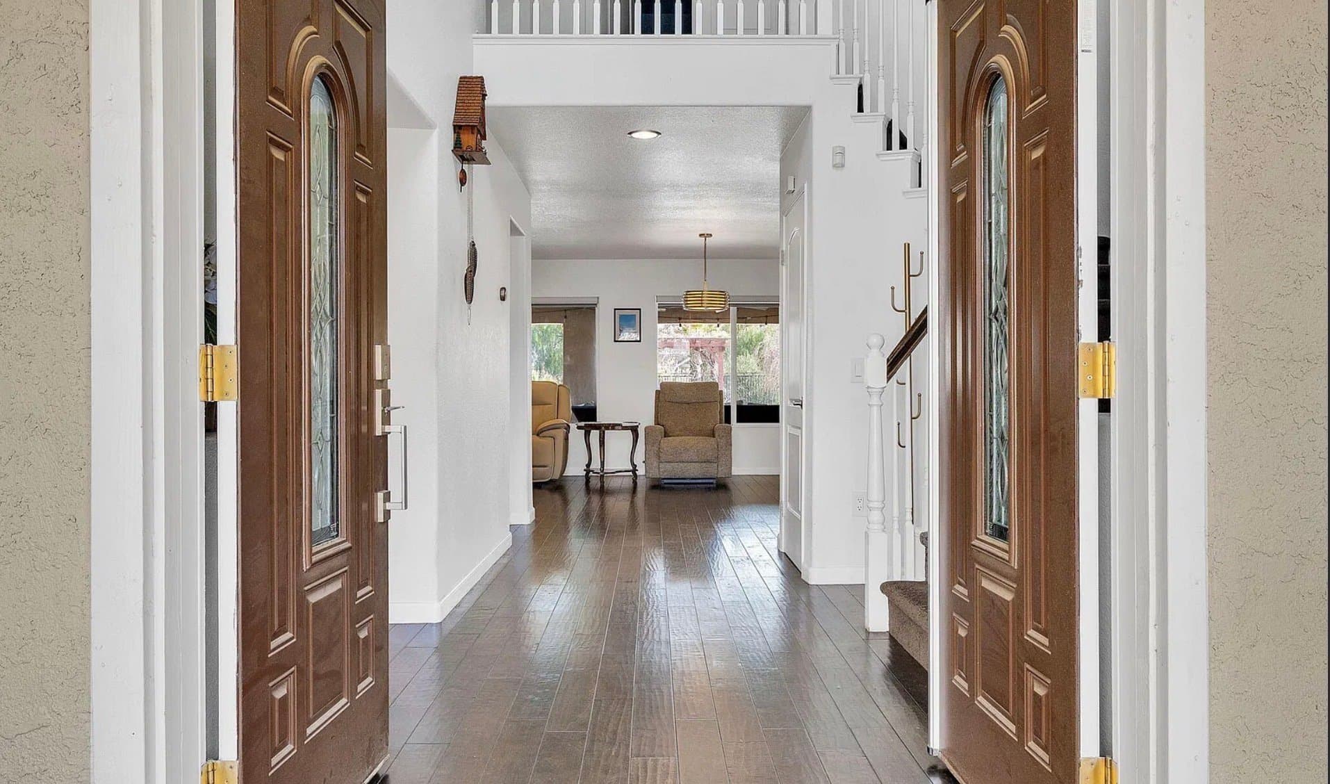 Palmdale House: 41004 Via Tranqilo