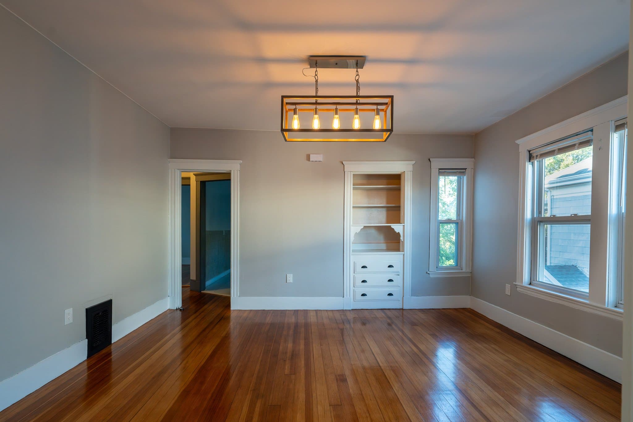 Malden Multiplex: 1470 Eastern Ave