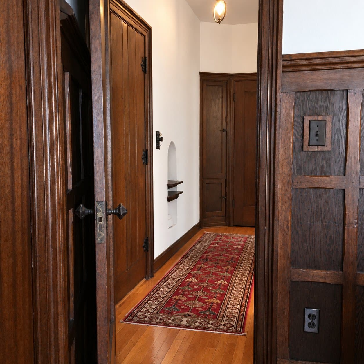 Los Angeles Apartment: 414 N Sycamore Ave