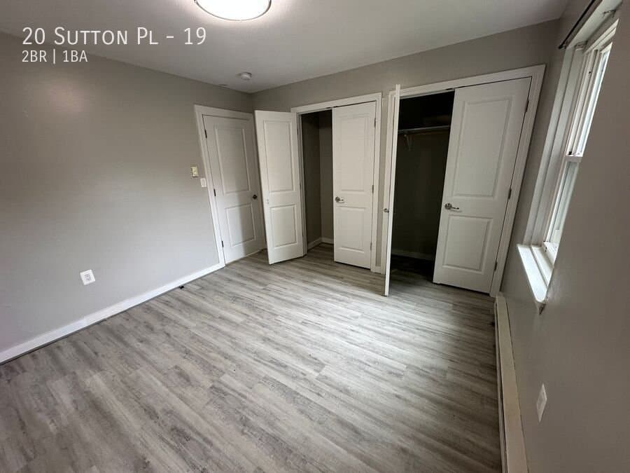 Groton Apartment: 20 Sutton Pl