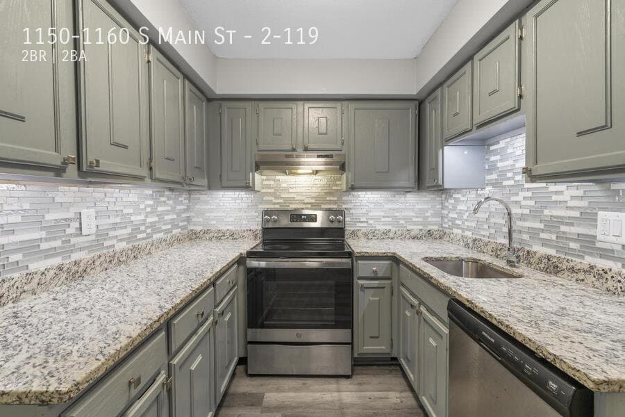 Middletown Apartment: 1150-1160 S Main St