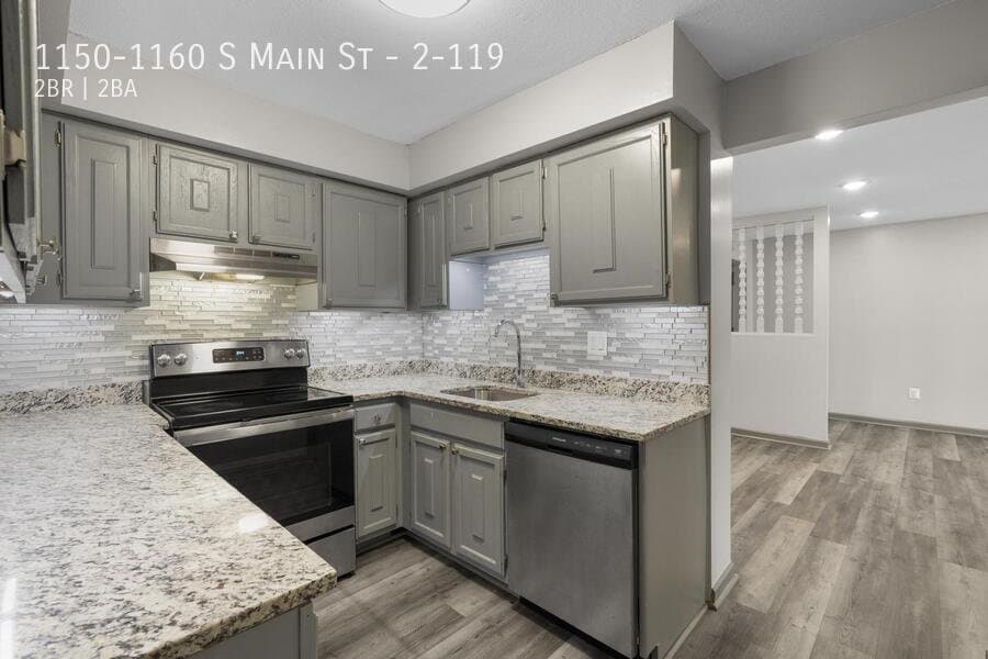 Middletown Apartment: 1150-1160 S Main St