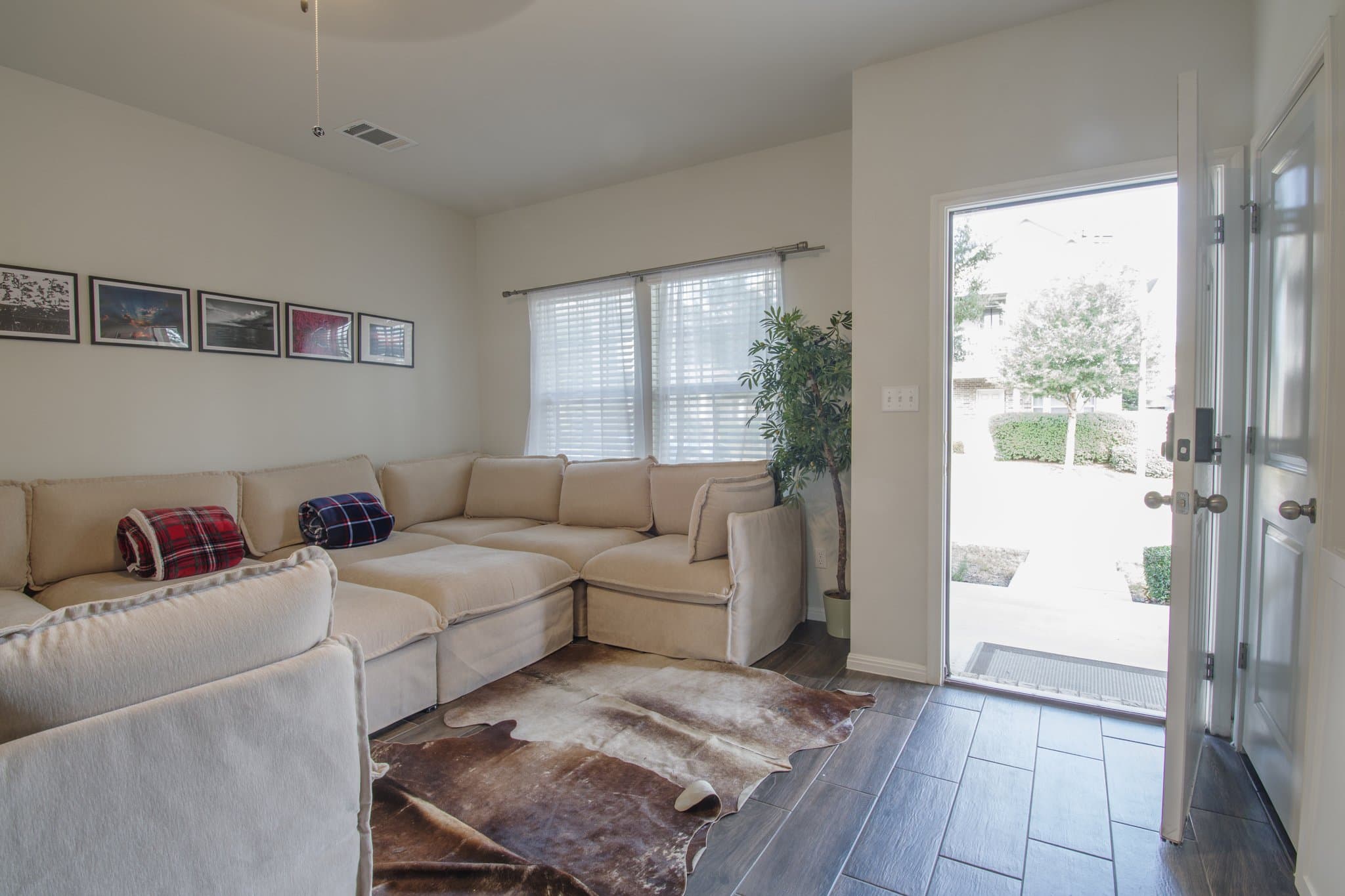 Pflugerville House: 17915 Papaveri Way