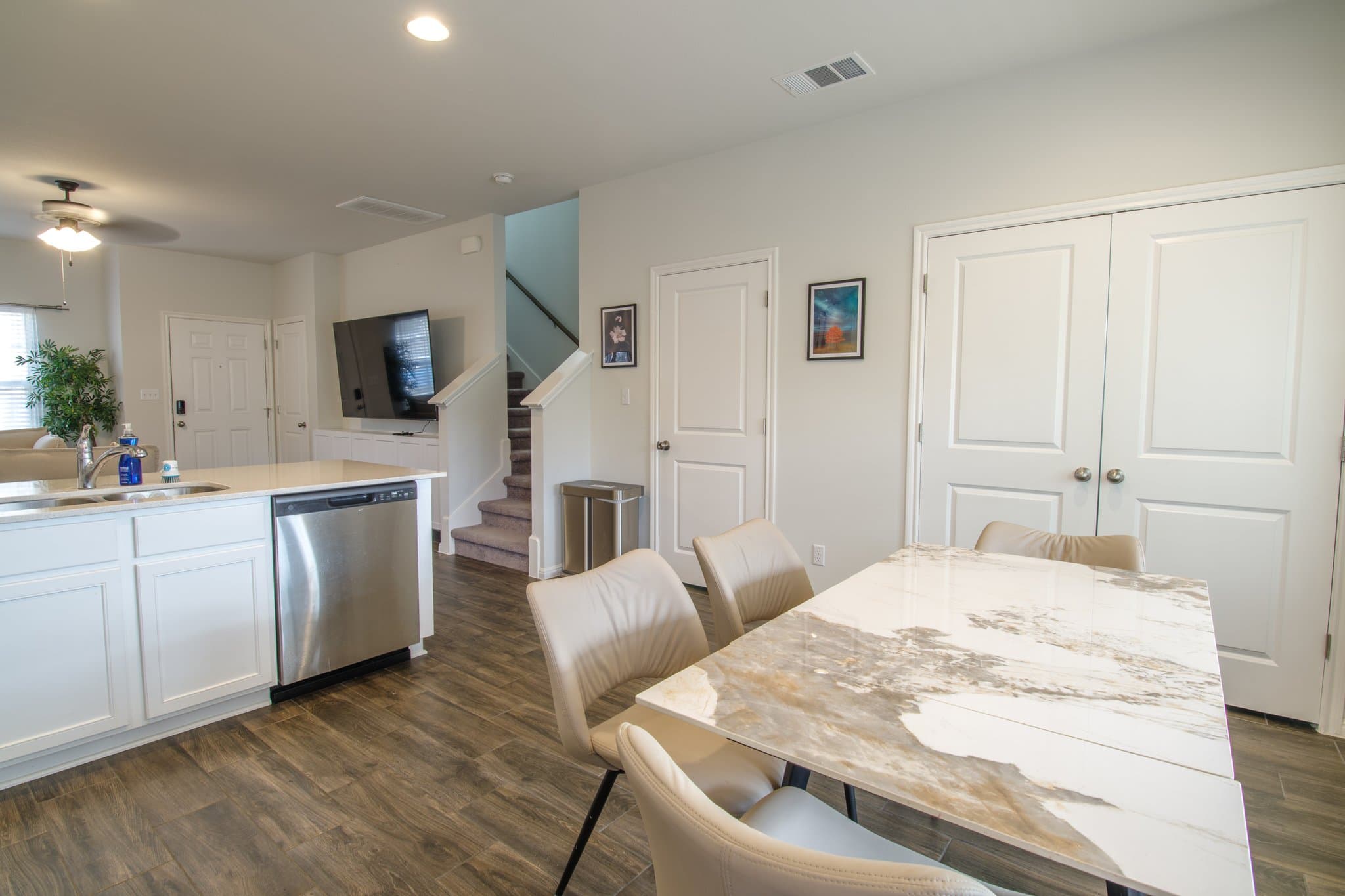 Pflugerville House: 17915 Papaveri Way