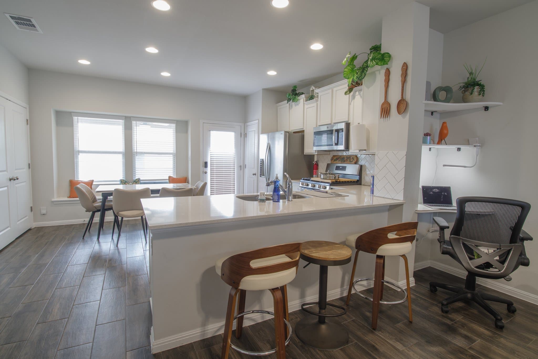 Pflugerville House: 17915 Papaveri Way
